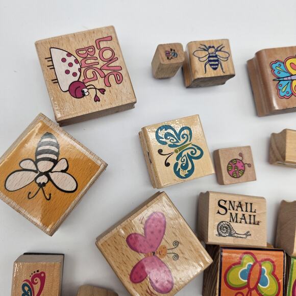 Vintage Wood Rubber Stamp Lot Butterflies Birds Ladybugs Bees Flowers Snail Mail - Picture 5 of 16